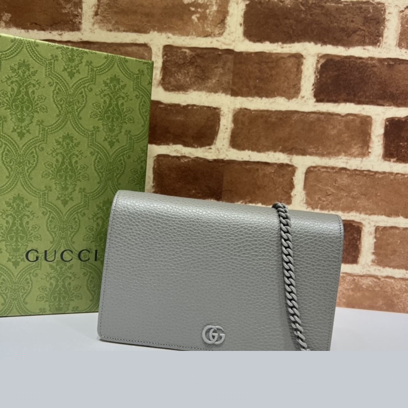 G*u*i wallets & purse